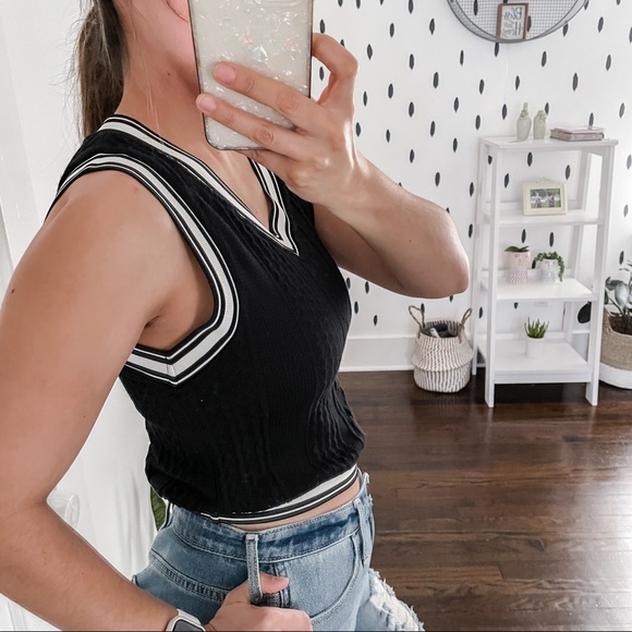 Shein Sweater Vest - Picture 2 of 5